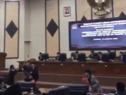Protes Saat Paripurna Istimewa DPRD, Mahasiswa HMI Nilai Cilegon Belum Merdeka?
