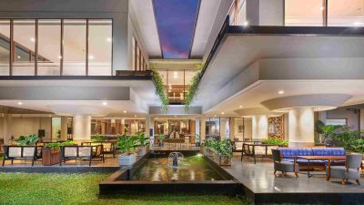 The Surosowan Restaurant Sambut Tahun Baru dengan Hawaiian New Year Party